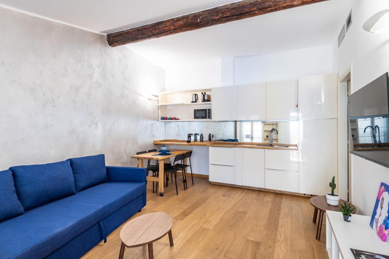 Easylife - Romantico Appartamento Sulla Darsena Milán Exteriér fotografie