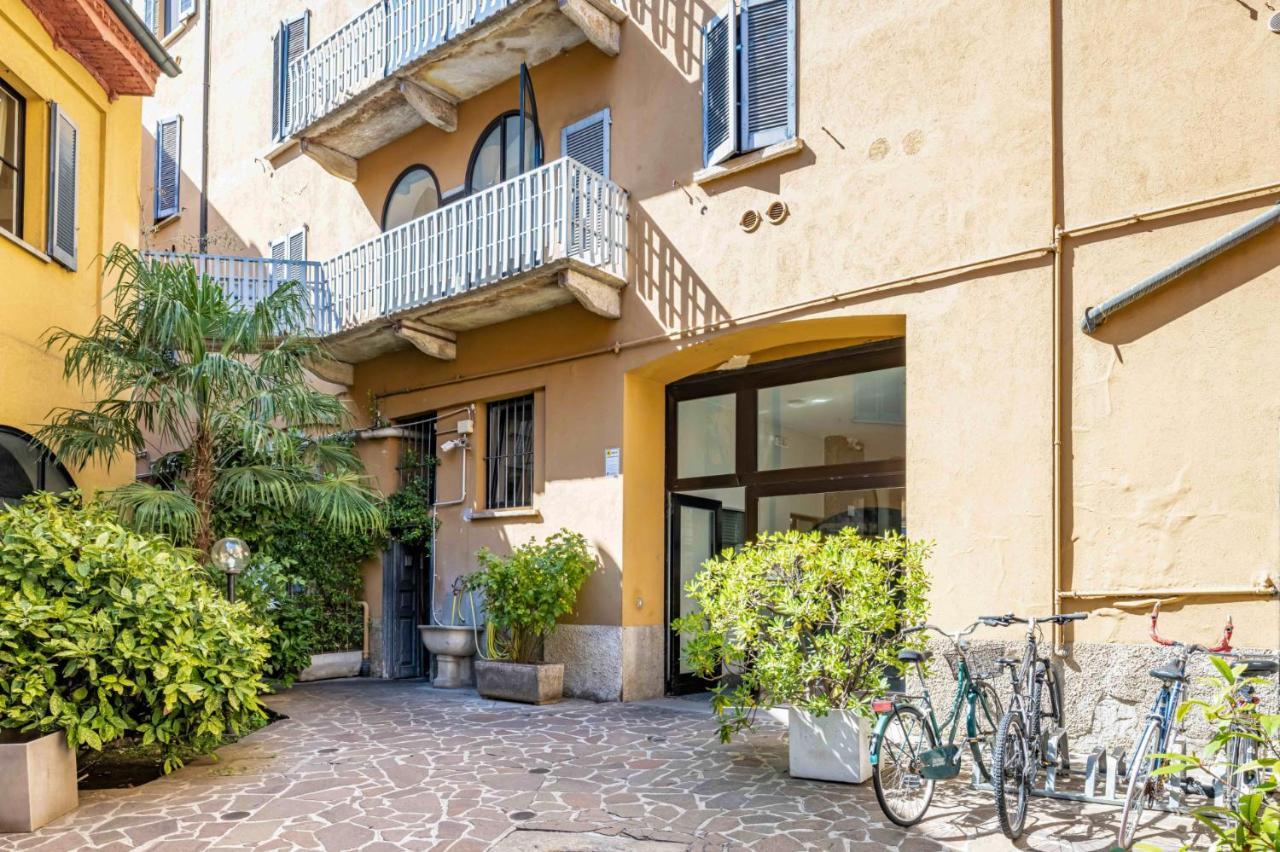 Easylife - Romantico Appartamento Sulla Darsena Milán Exteriér fotografie